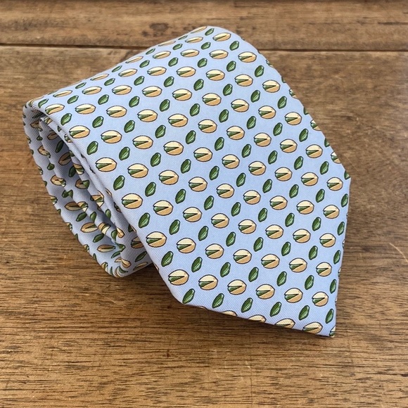 Vineyard Vines Pistachios and Almonds Silk - Picture 2 of 9